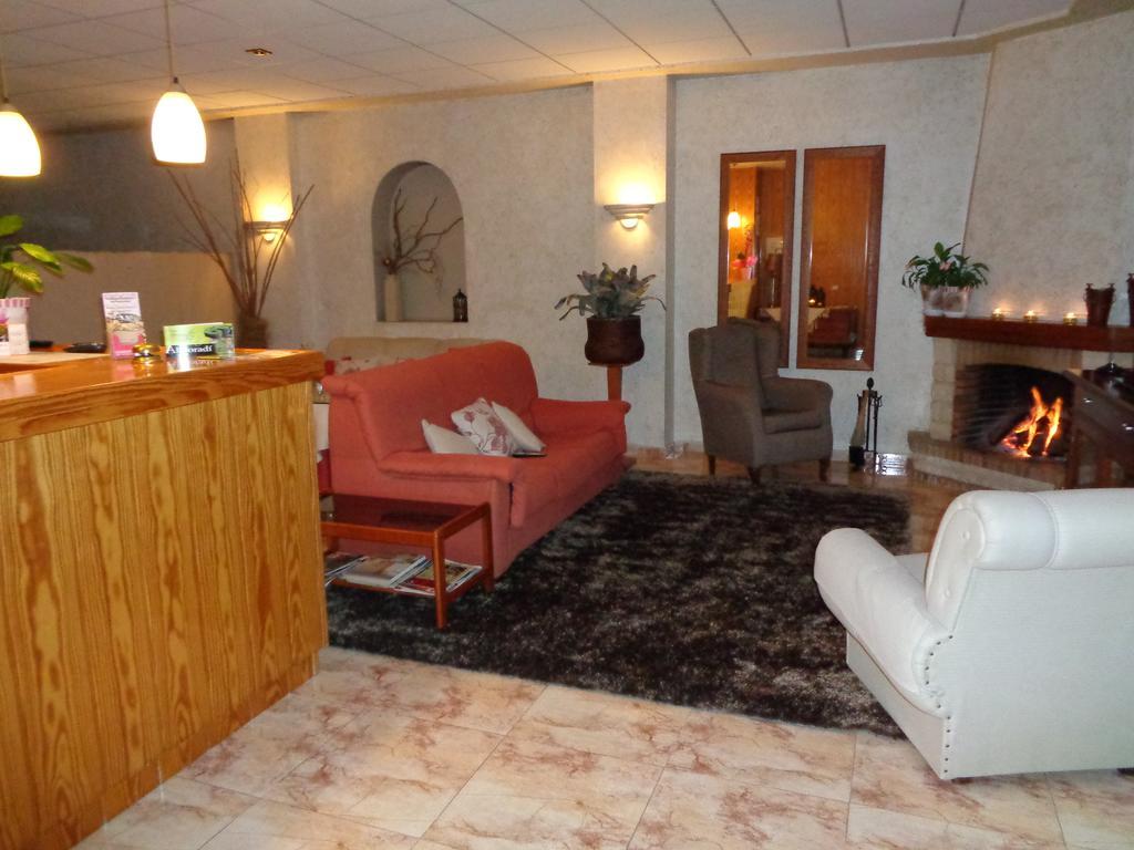 Hostal El Retiro Almoradi Exterior photo